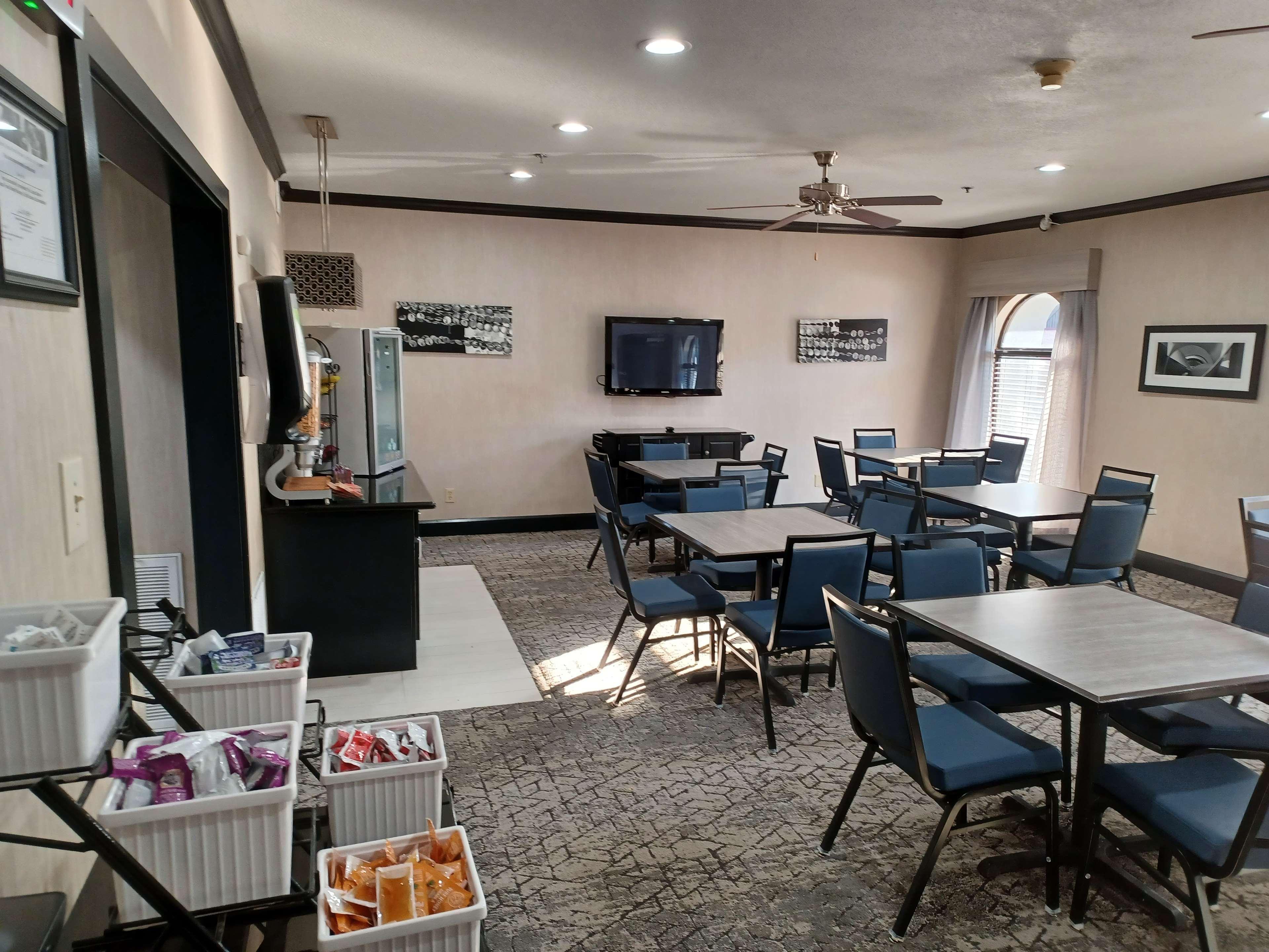 Best Western Huntsville Extérieur photo
