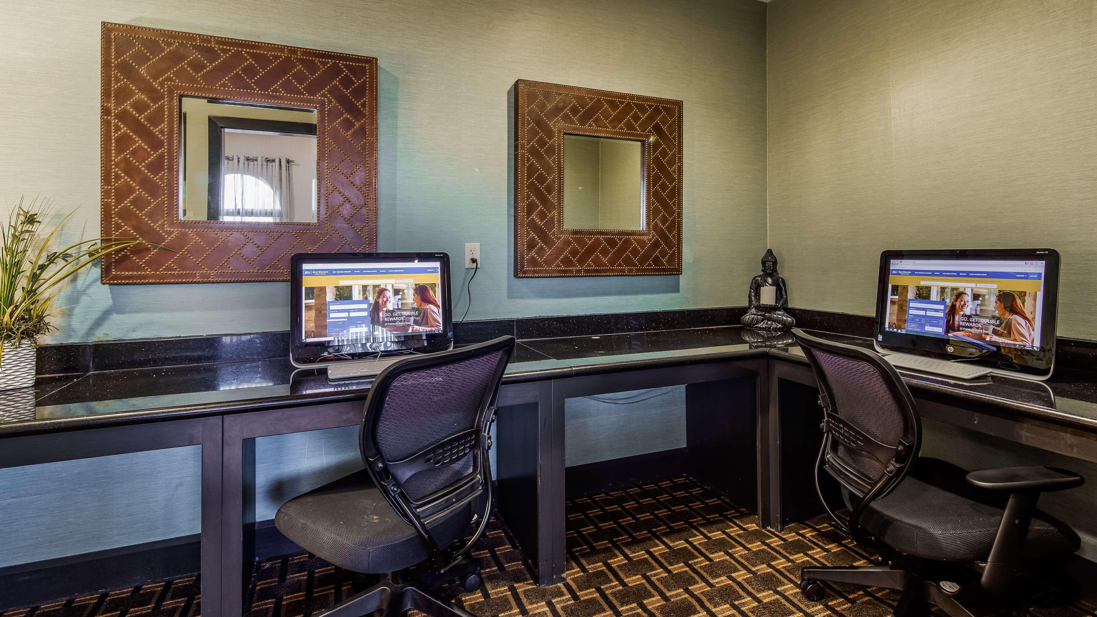 Best Western Huntsville Extérieur photo