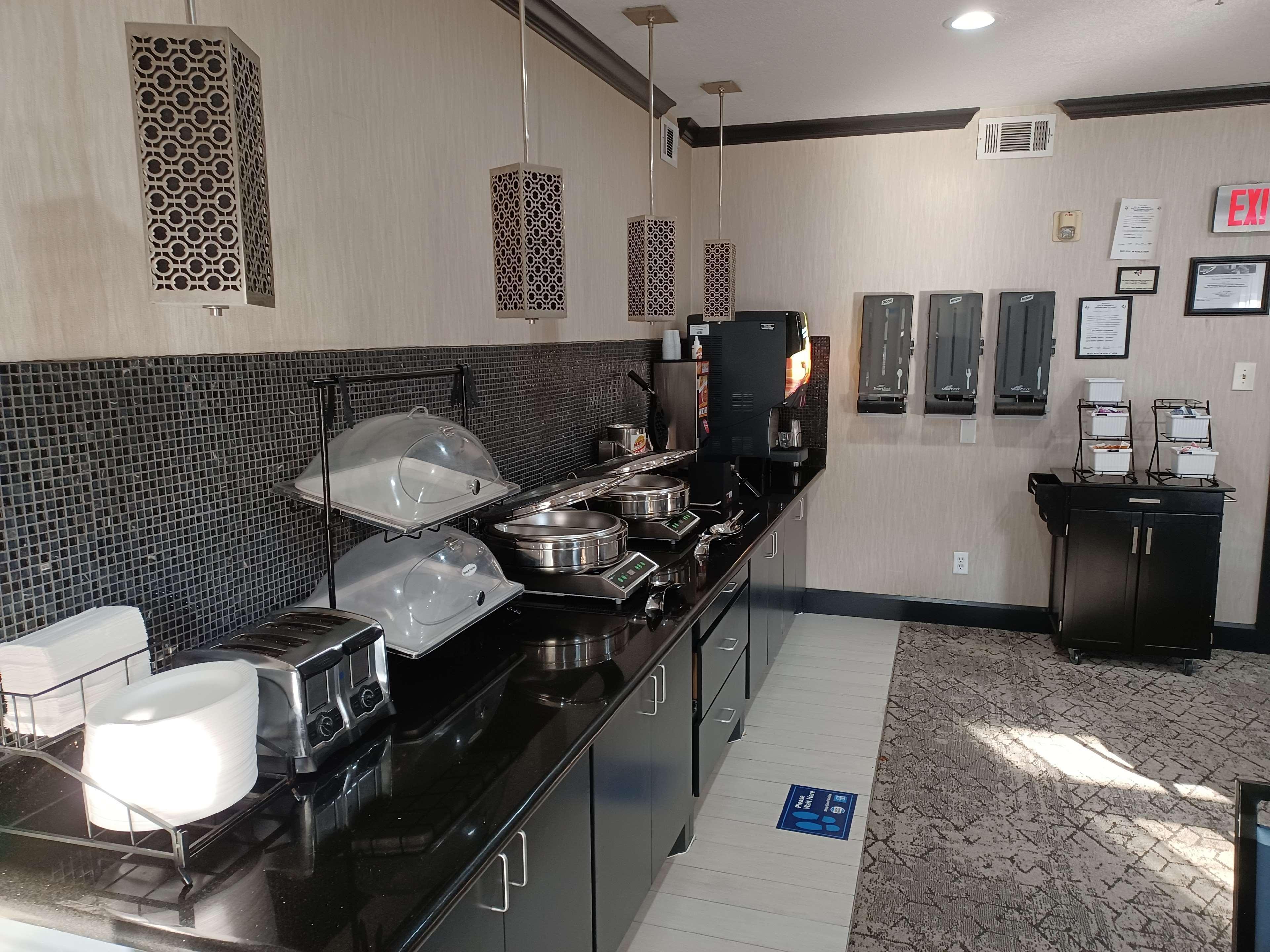 Best Western Huntsville Extérieur photo